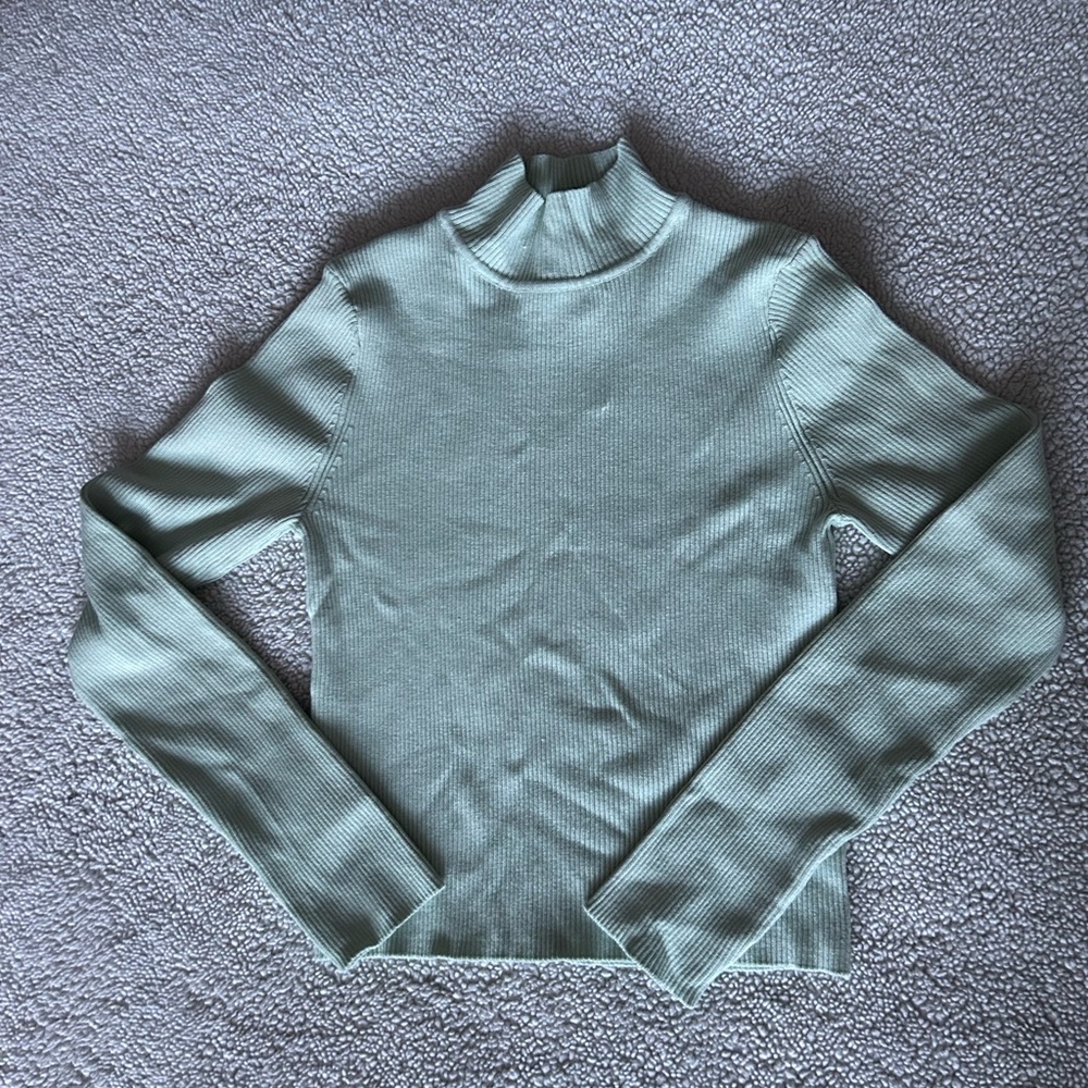 H&M turtle neck sweater